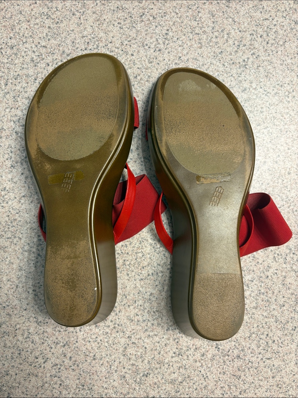 Italian Shoemakers Red and Brown Elastic Strap Slide Sandals - Picture 8 of 10